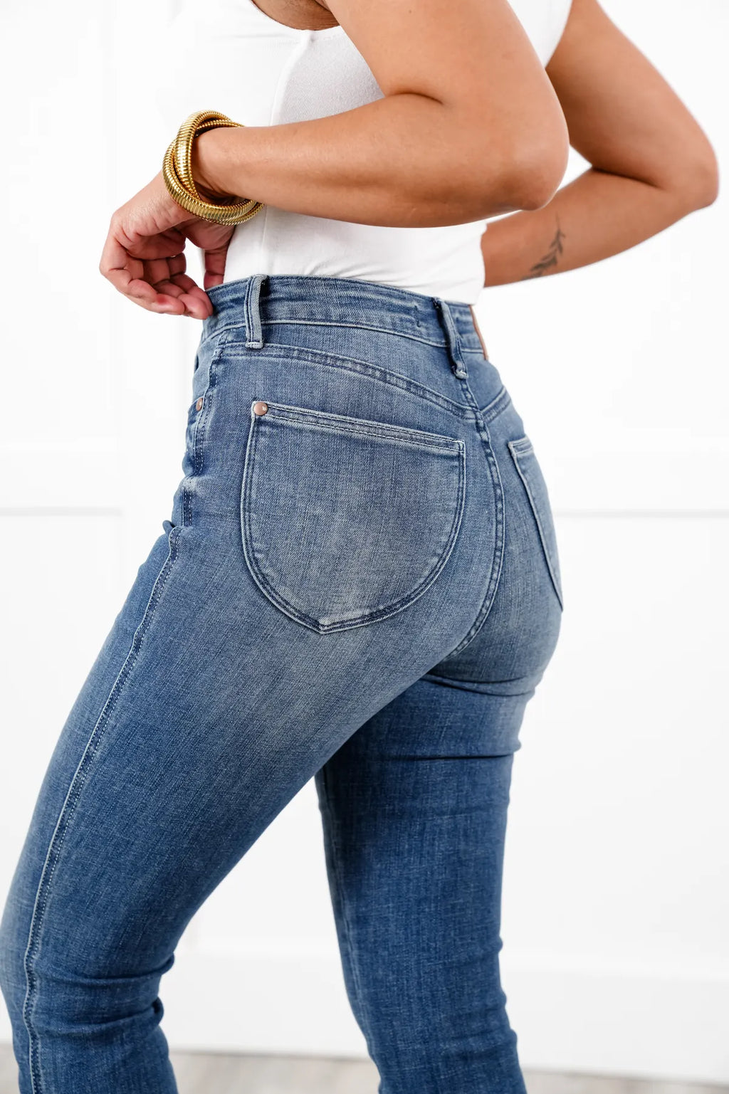 Tummy Control Cuffed Capri Jeans (Buy 2 Free Shipping)